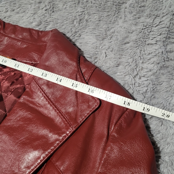 Vintage 1970s Opera Women's Lined, Belted Leather Trench Coat Fits Like A 4-6. - Picture 16 of 16